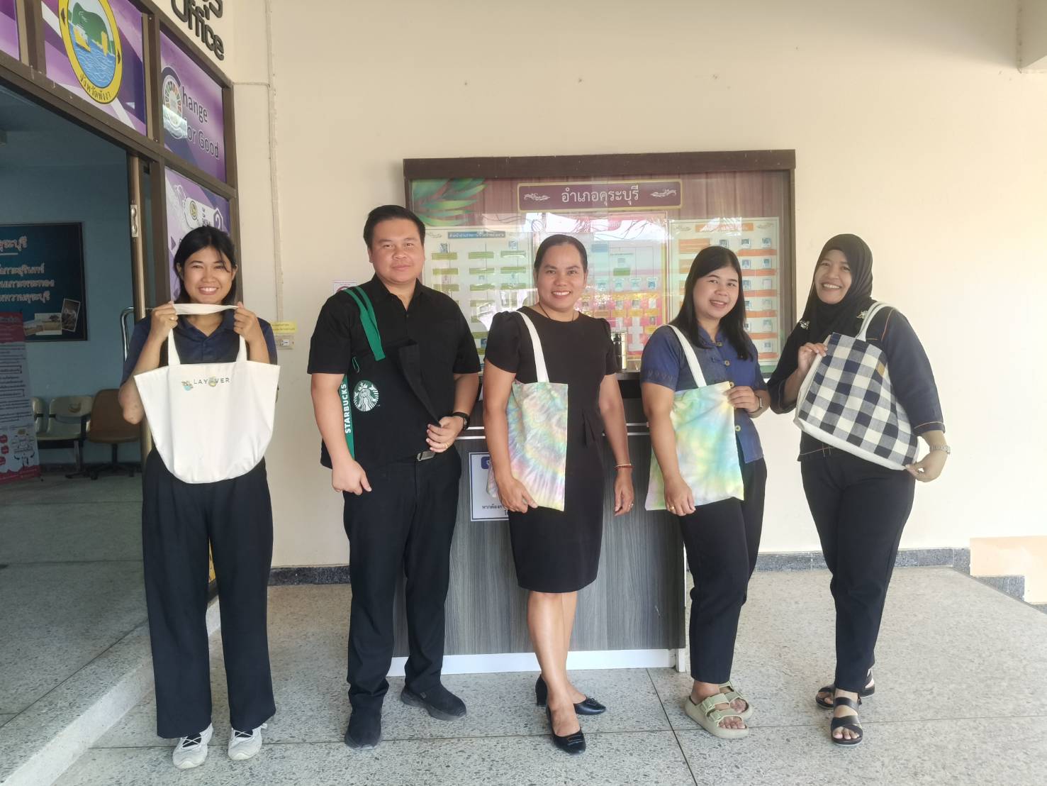 พช.คุระบุรี ดำเนินการขับเคลื่อนองค์กรคุณธรรม พช.พังงาใสสะอาด ประจำปี 2569