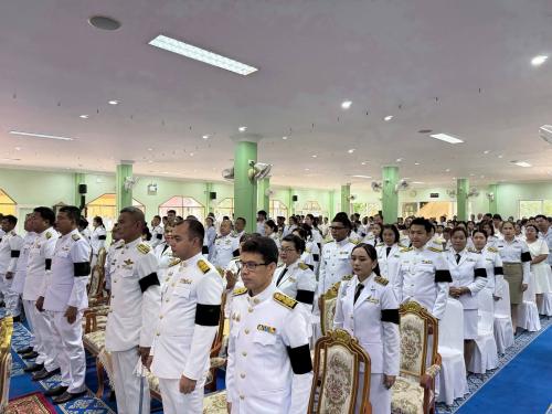 พช.คุระบุรี ร่วมพิธีทำบุญตักบาตรถวายพระราชกุศล เนื่องในวันแม่แห่งชาติ 12 สิงหาคม 2569 