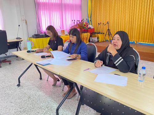 พช.คุระบุรี ดำเนินการประชุมคณะทำงานขับเคลื่อนกองทุนพัฒนาบทบทบาทสตรีตำบล/เทศบาล ครั้งที่ 4/2569 พร้อมประชาสัมพันธ์ CDD AI เเละ Click ชุมชน